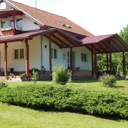 Guesthouse Abrlic Selište Drežničko Kültér fotó