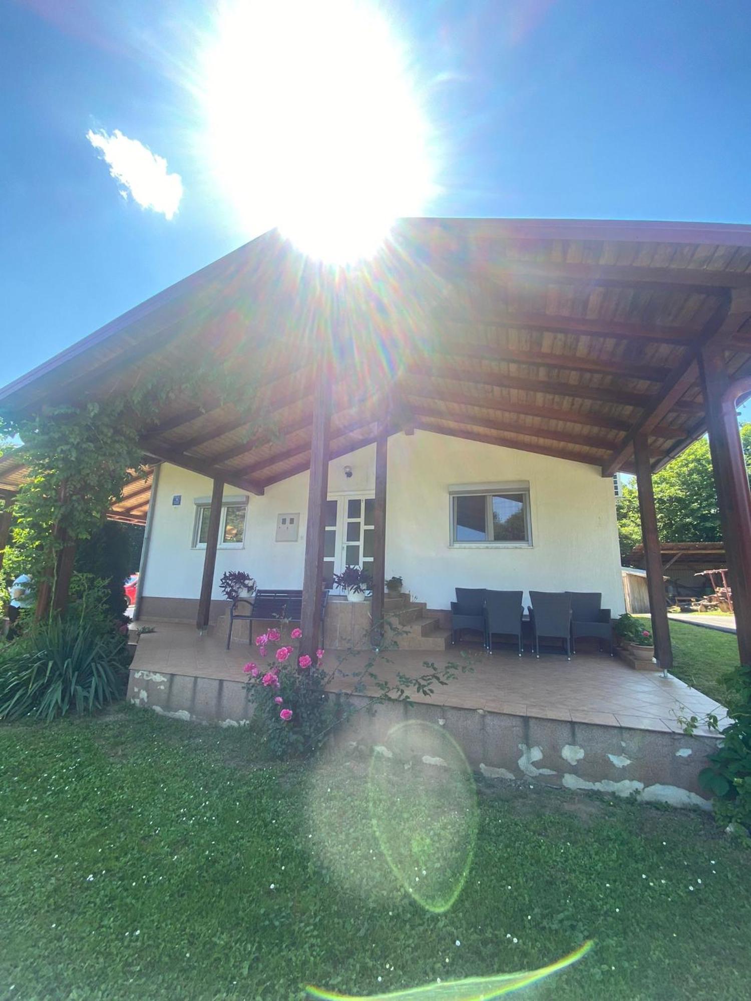 Guesthouse Abrlic Selište Drežničko Kültér fotó